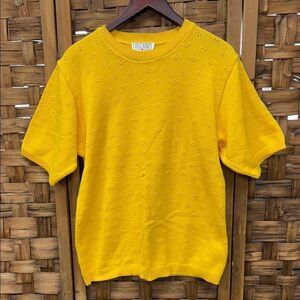 Vintage Made in Canada Yellow Short Sleeve Sweater Sz S